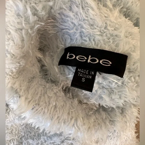 Bebe - Picture 2 of 8